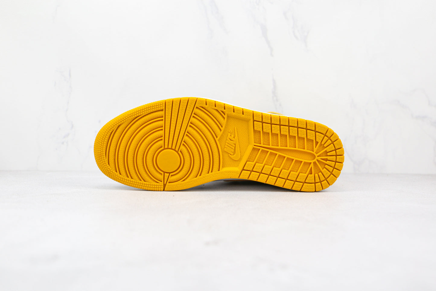 Jordan 1 Retro High Yellow Ocher
