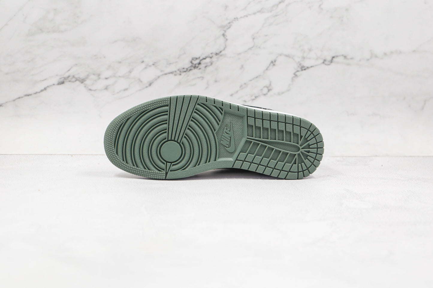 Jordan 1 Low Military Green 