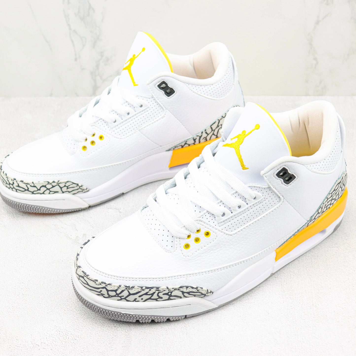 Jordan 3 Retro Laser Orange 