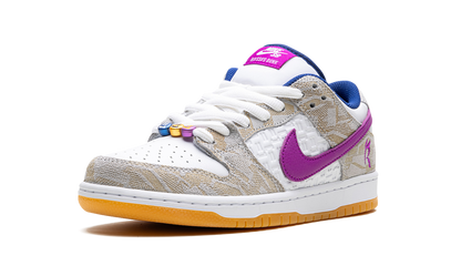 Nike SB Dunk Low Rayssa Leal 