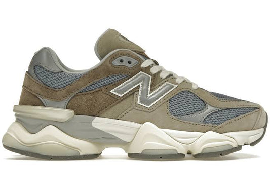 New Balance 9060 Mushroom 