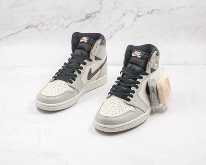 Jordan 1 Retro High OG Defiant SB NYC to Paris 