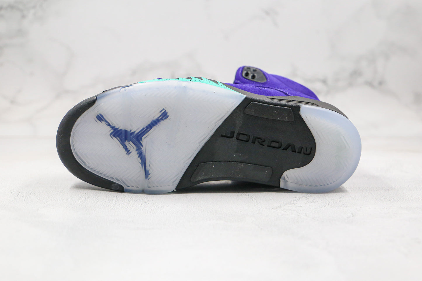 Jordan 5 Retro Alternate Grape 