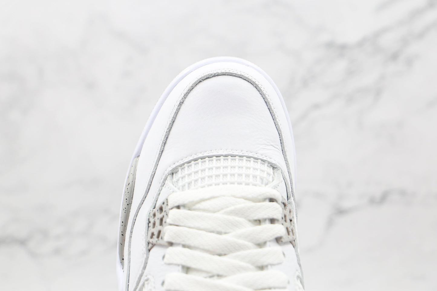 Jordan 4 Retro White Oreo 