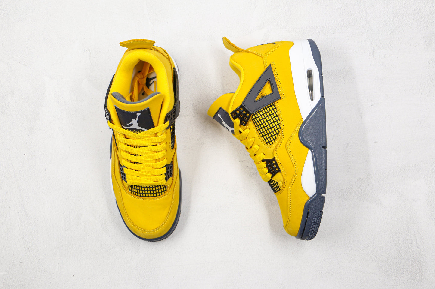 Jordan 4 Retro Lightning 