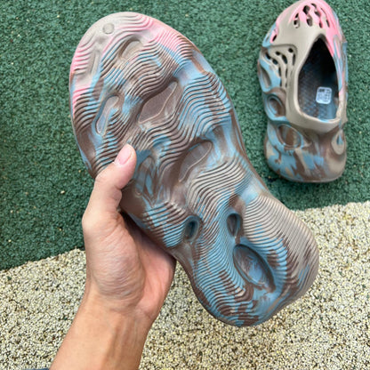 Adidas Yeezy Foam Sand Grey 