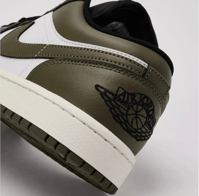 Air Jordan 1 Low Olive Green 