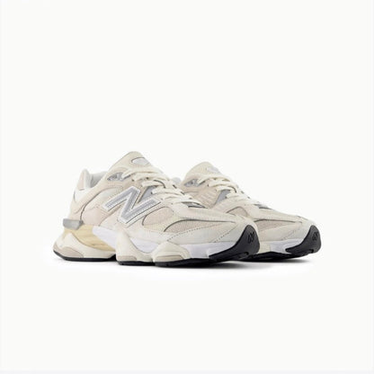 New Balance 9060 Moonbeam Sea Salt 