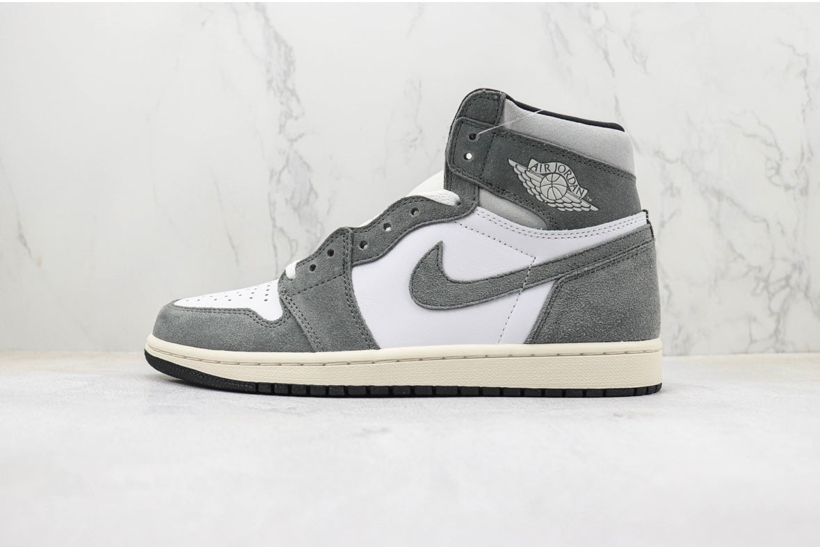 Jordan 1 Retro High Washed Black 