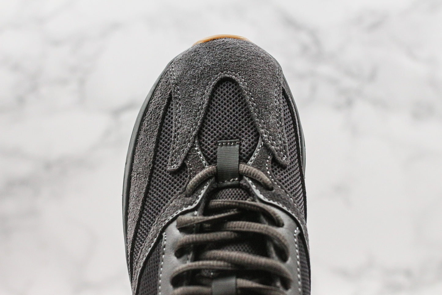 Adidas Yeezy Boost 700 Utility black 