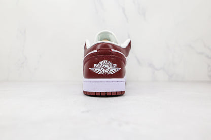 Jordan 1 Low Team Red 