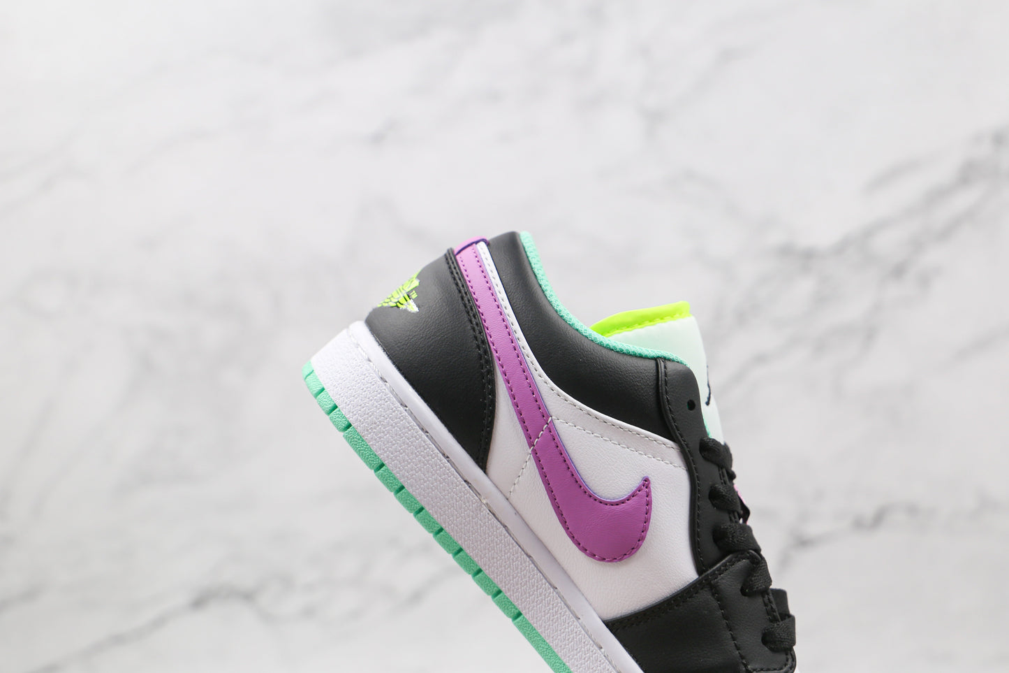 Jordan 1 Low Green Glow Violet Shock 