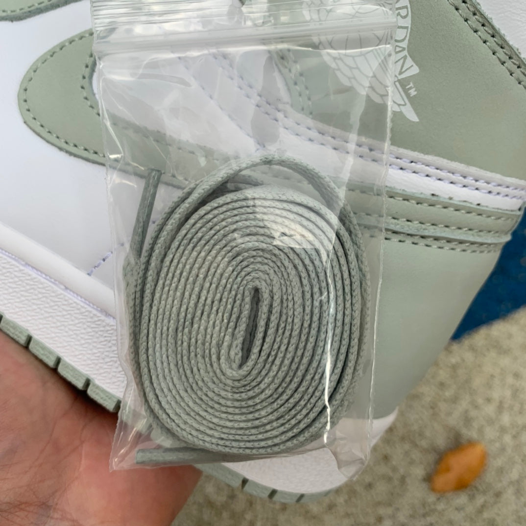 Jordan 1 Retro High OG Seafoam 