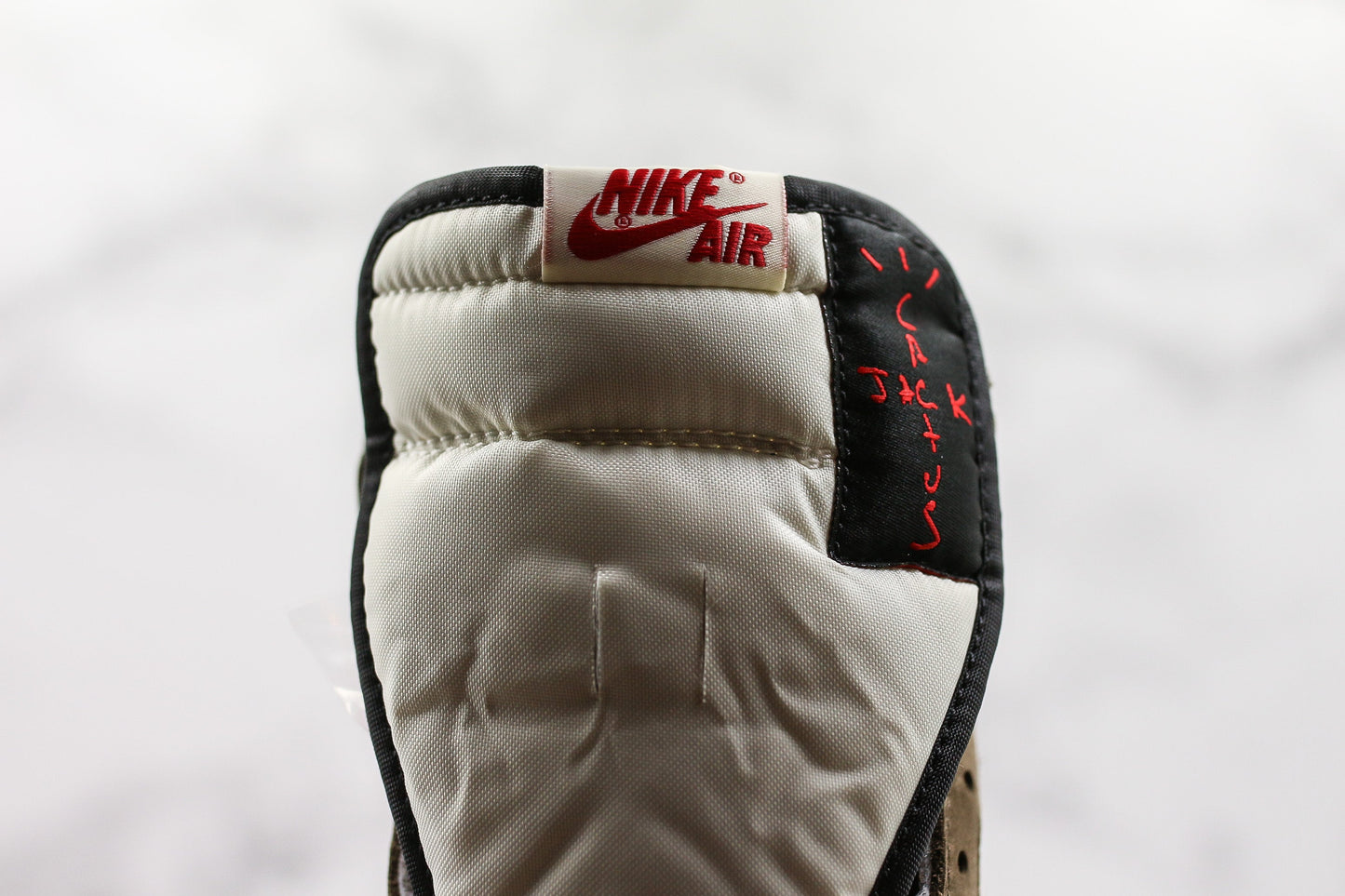 Jordan 1 Retro High Travis Scott Mocha 