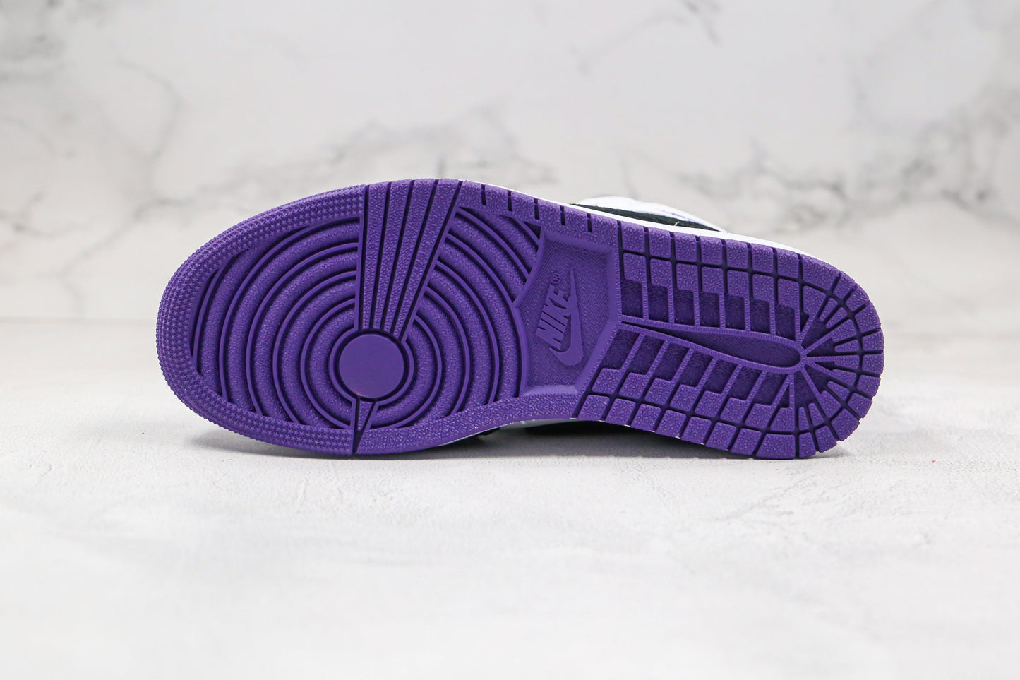 Jordan 1 Mid SE Purple 