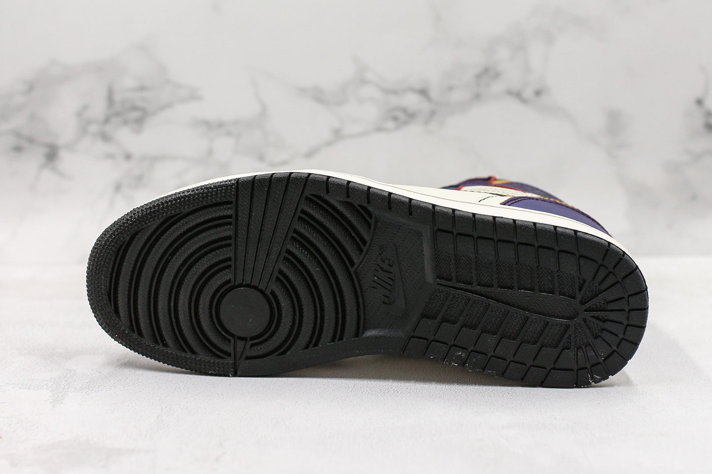 Jordan 1 Retro High OG Defiant SB LA to Chicago 