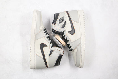 Jordan 1 Retro High OG Defiant SB NYC to Paris 