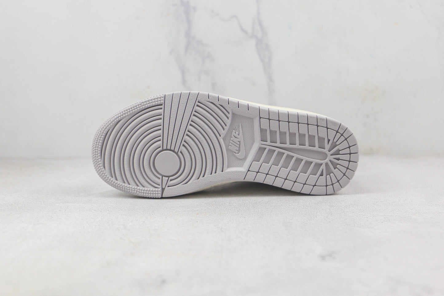 Jordan 1 Mid Craft Inside Out White Gray 
