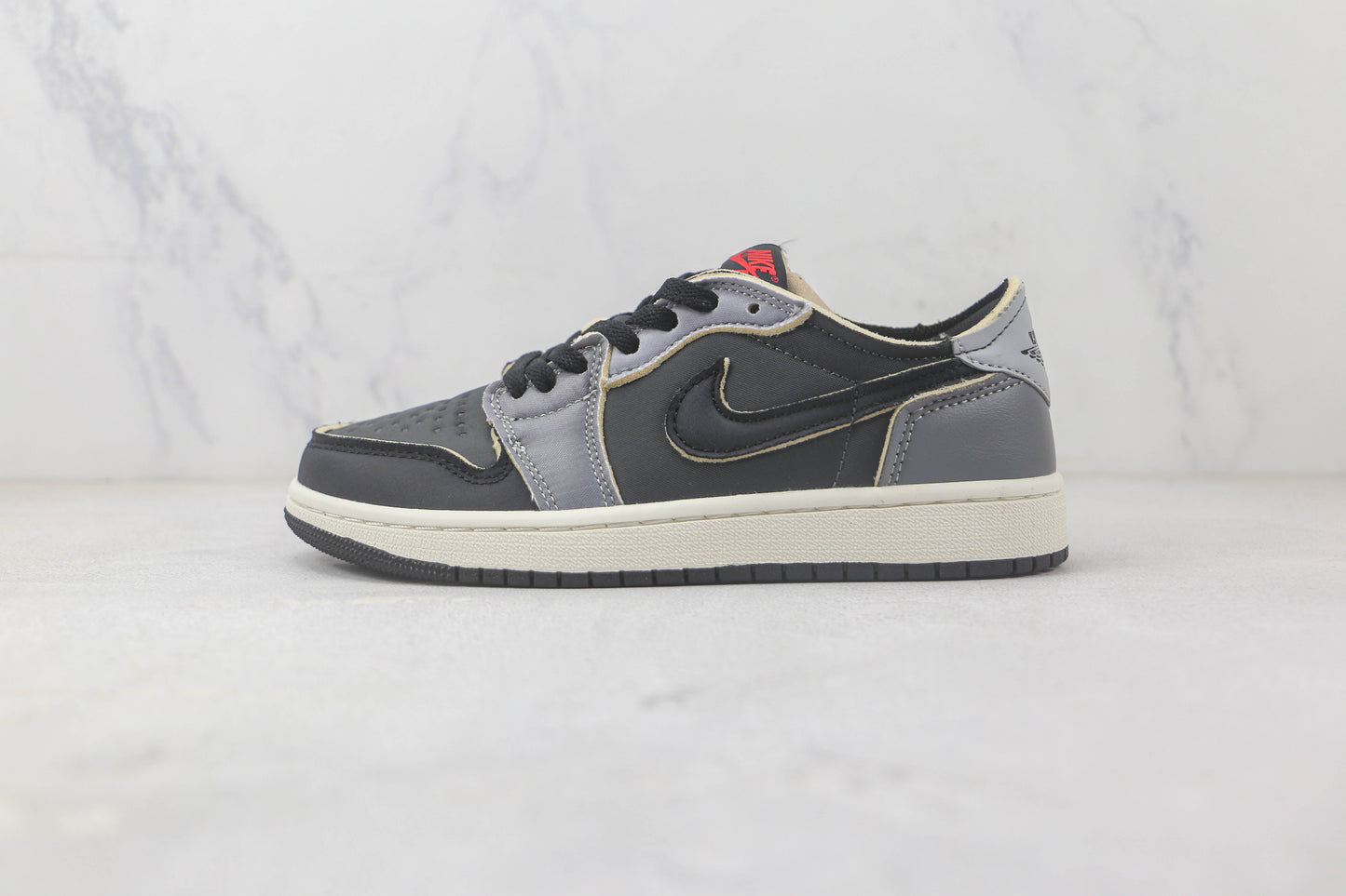 Jordan 1 Low Black Smoke Grey 