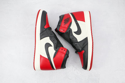 Jordan 1 Retro High Bred Toe 