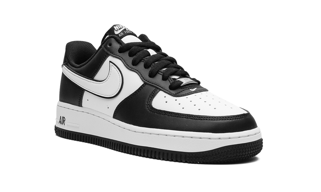 Nike Air Force 1 Panda 