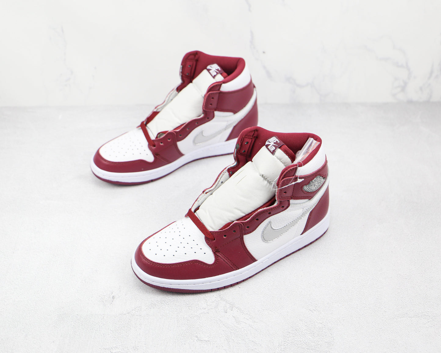 Jordan 1 Retro High Bordeaux 