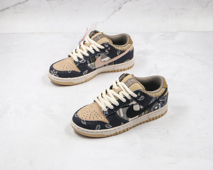 Nike SB Dunk Low Travis Scott 