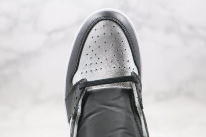Jordan 1 Retro High Silver Toe 