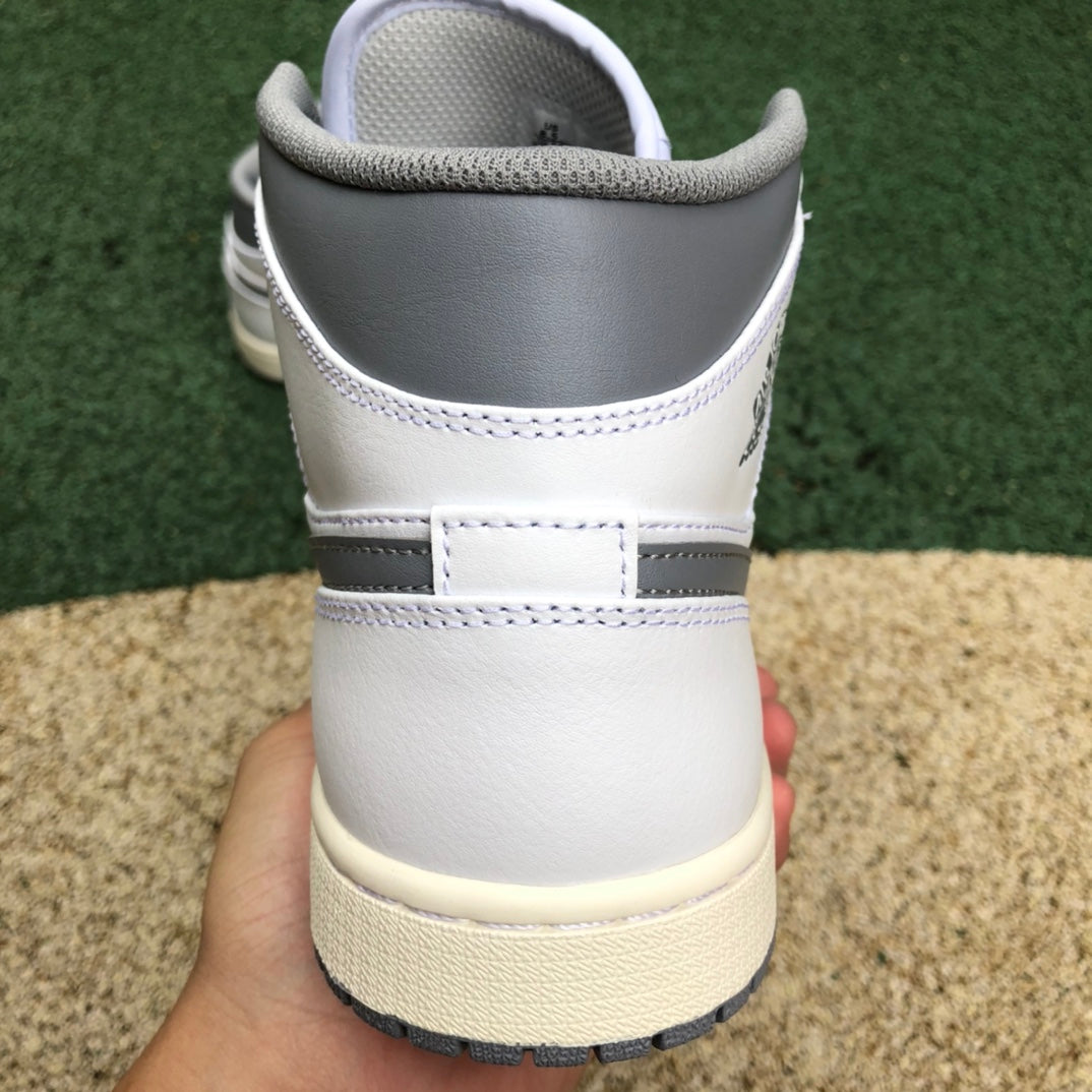 Jordan 1 Mid Neutral Grey 