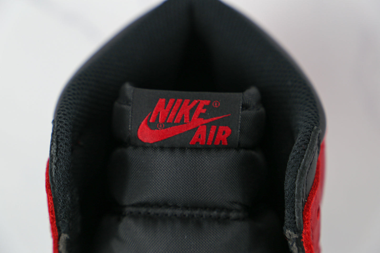 Jordan 1 Retro High Bred Toe 