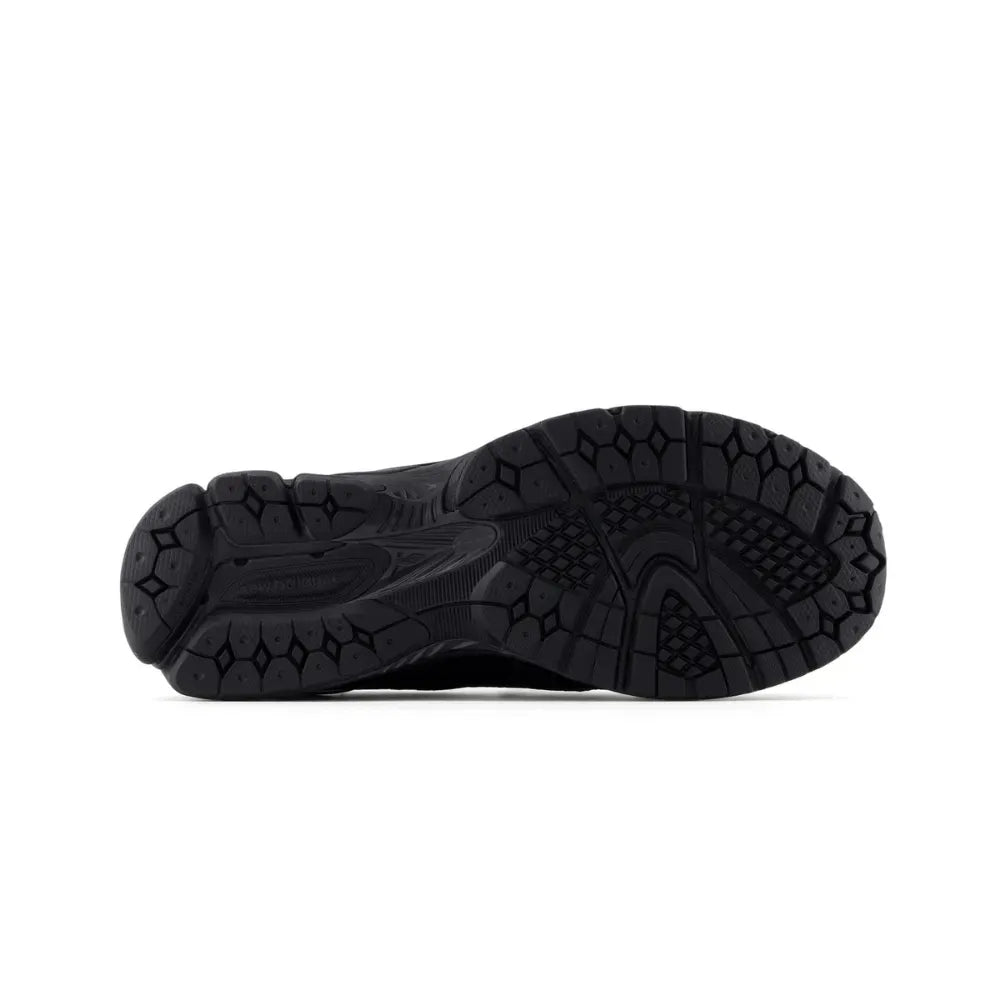 New Balance 1906L Black Suede 