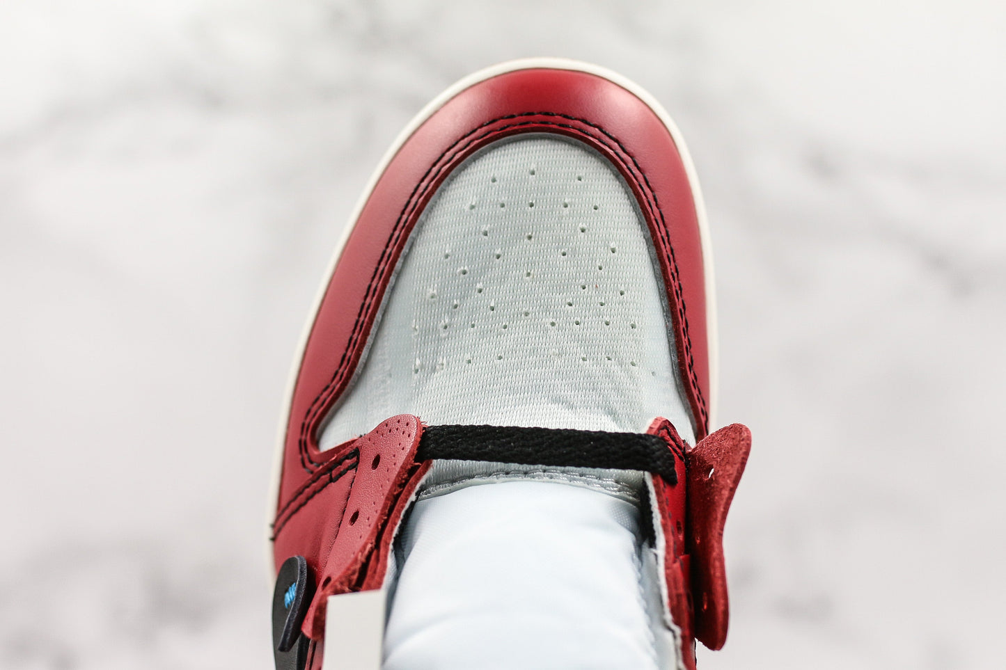 Nike Jordan 1 Retro High x Off White Chicago 