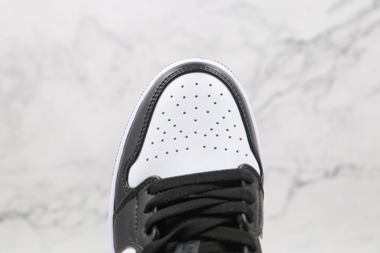 Jordan 1 Low Black White Grey 