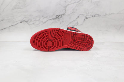 Jordan 1 Retro High OG Bred Patent 