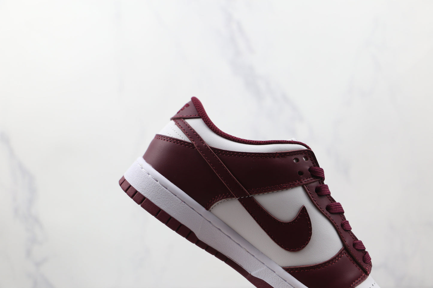 Nike Dunk Low Bordeaux 