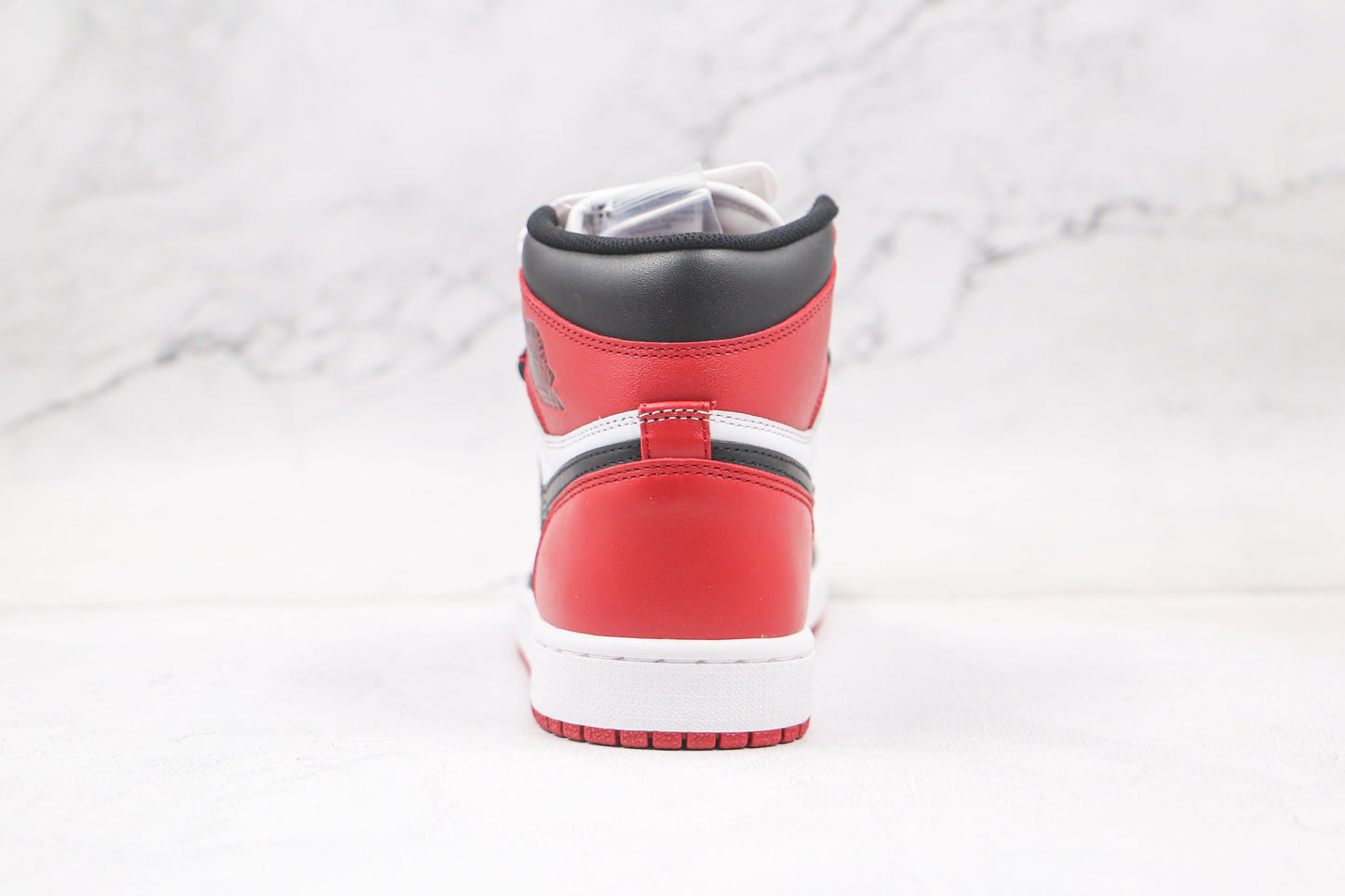 Jordan 1 Retro High Black Toe 