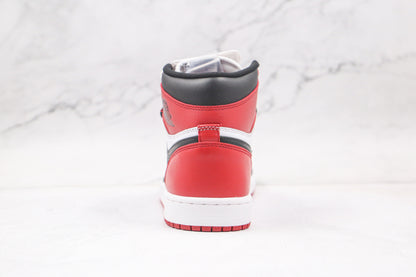 Jordan 1 Retro High Black Toe 