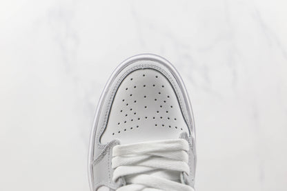 Jordan 1 Elevate Low Wolf Gray 