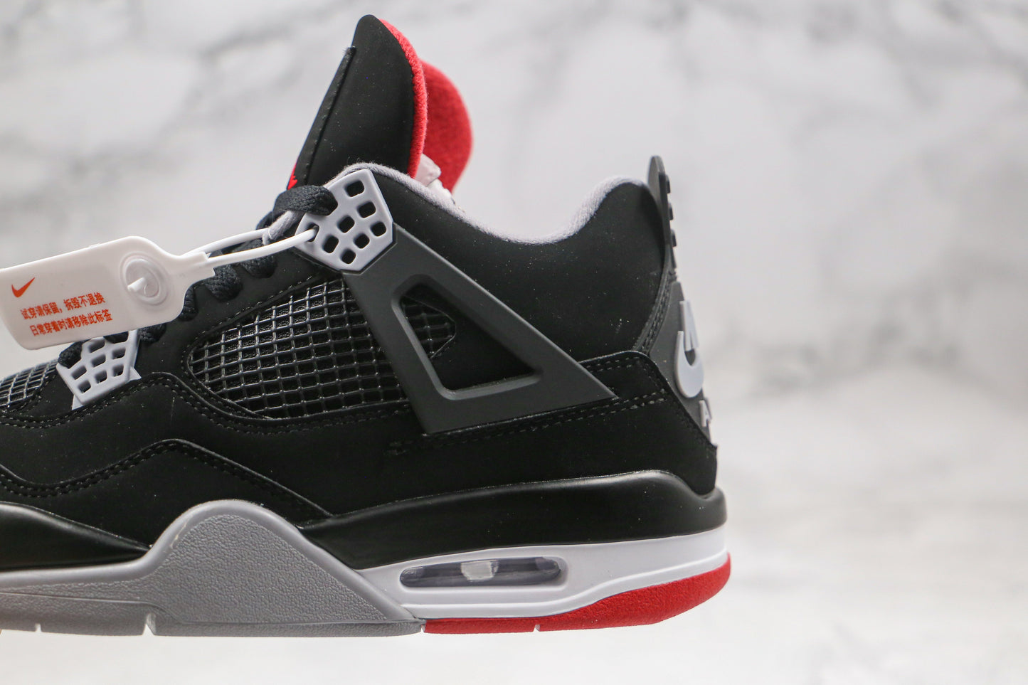Jordan 4 Retro Bred 
