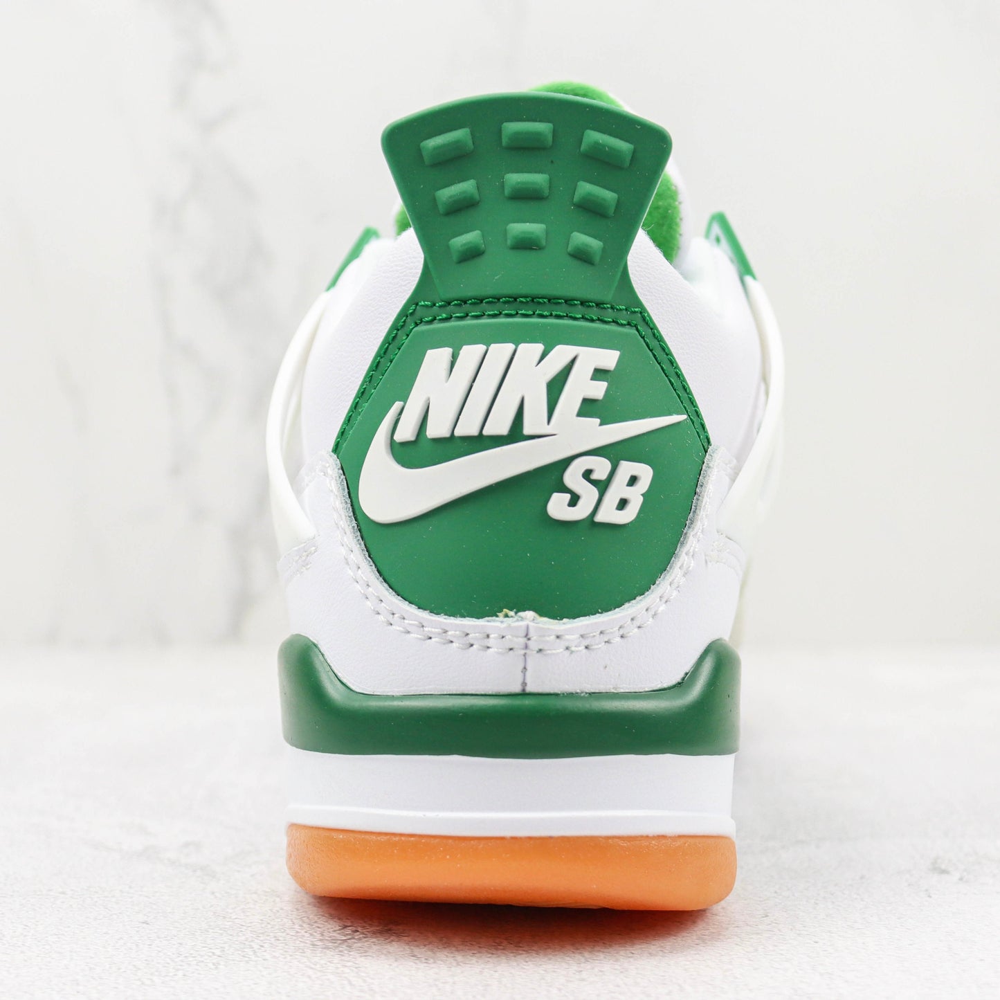 Jordan 4 Retro SB Pine Green 