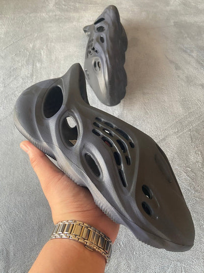 Adidas Yeezy Foam RNNR Mineral Blue 