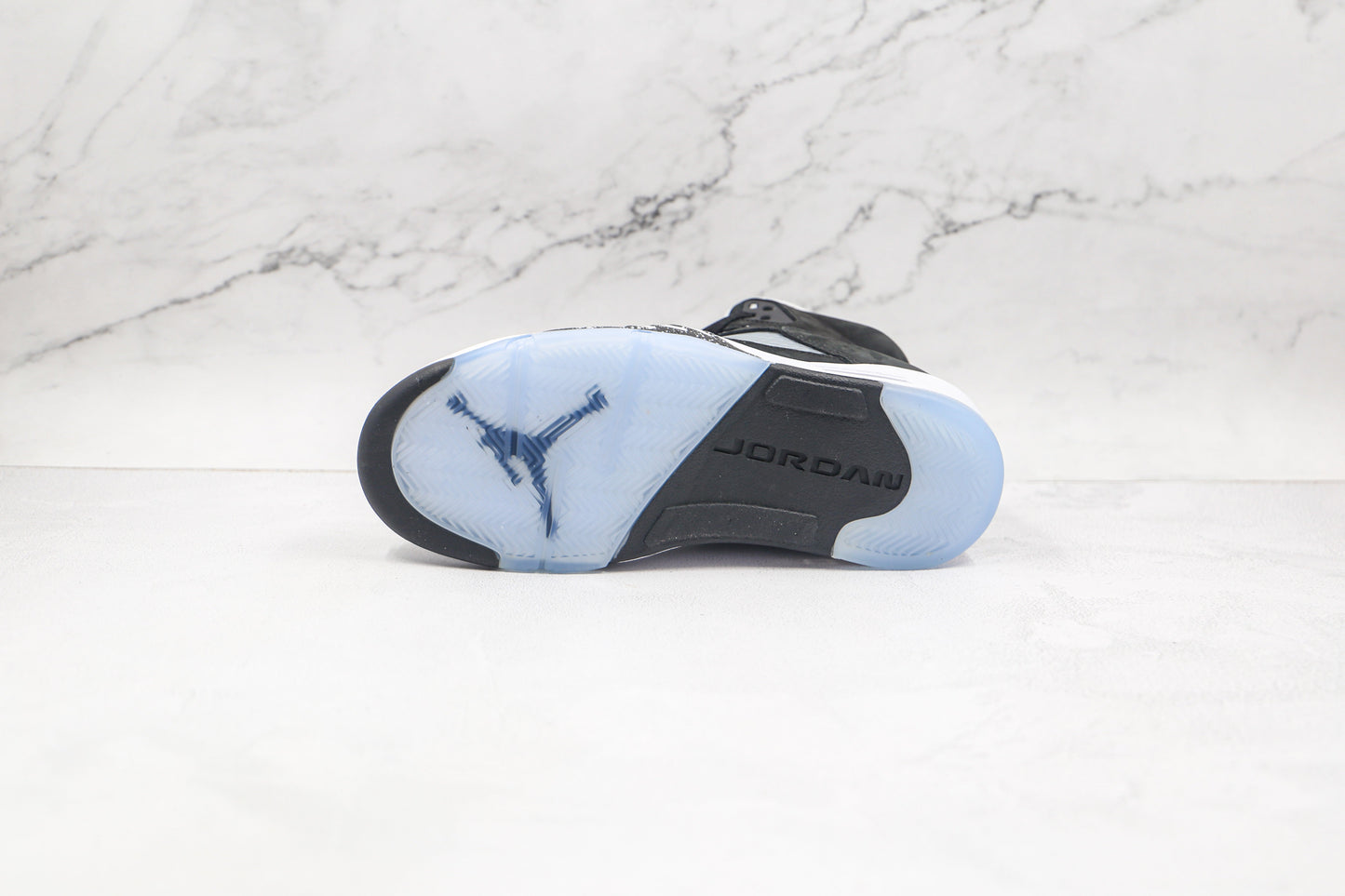 Jordan 5 Retro Moonlight 