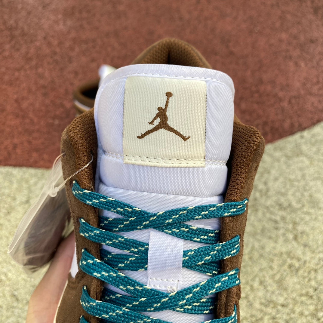 Jordan 1 Low SE Cocoa Wow 