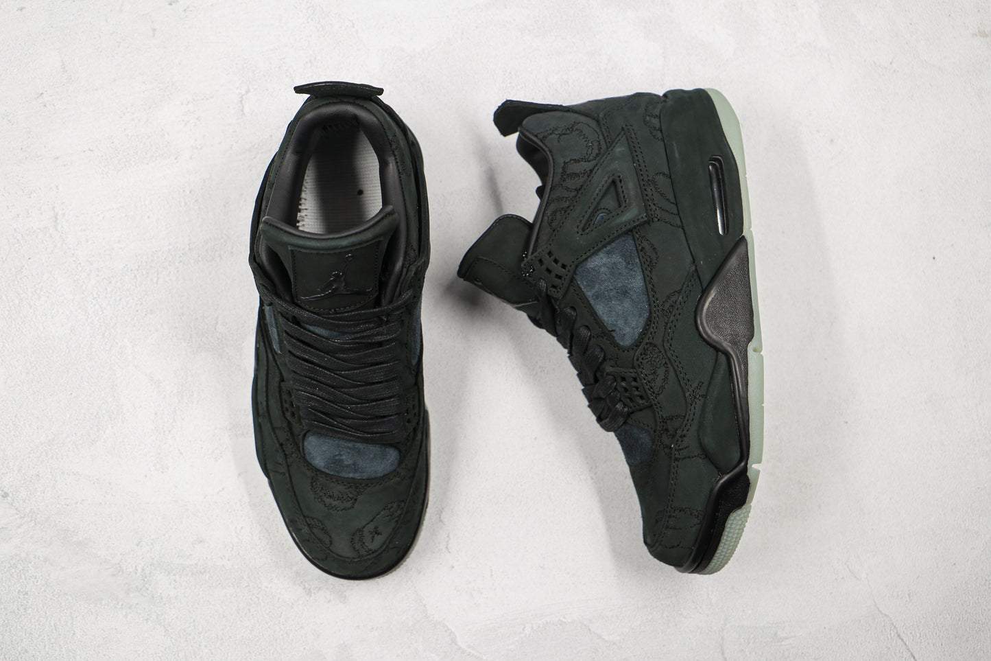 Jordan 4 Retro Kaws Black 