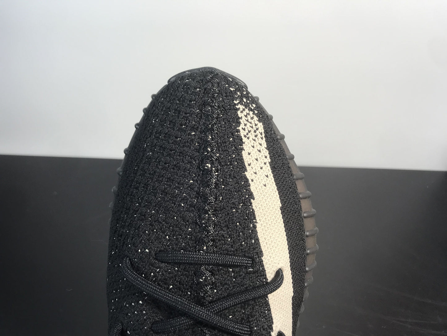 Adidas Yeezy Boost 350 V2 Oreo 