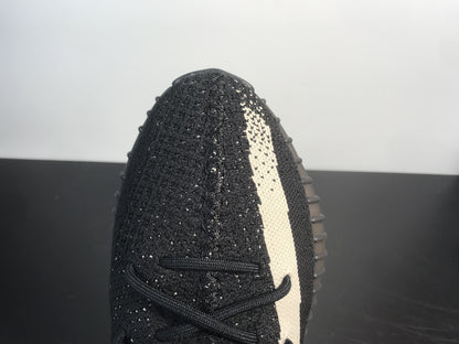 Adidas Yeezy Boost 350 V2 Oreo 