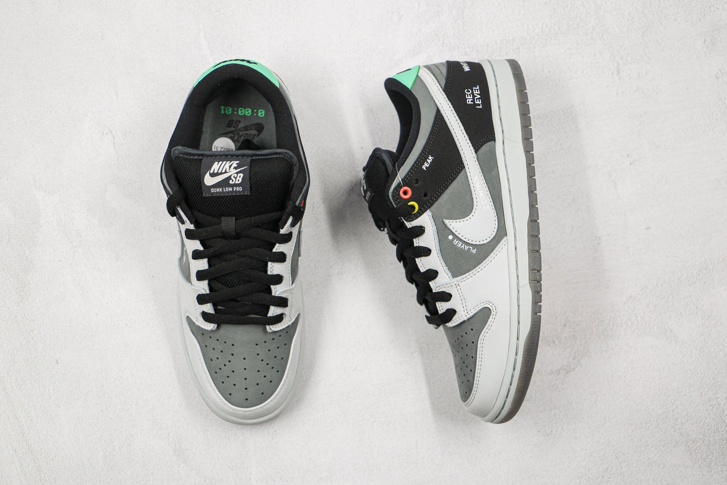 Nike SB Dunk Low Vx1000 