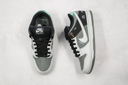 Nike SB Dunk Low Vx1000 