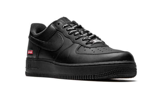Nike Air Force 1 Low Supreme Black 