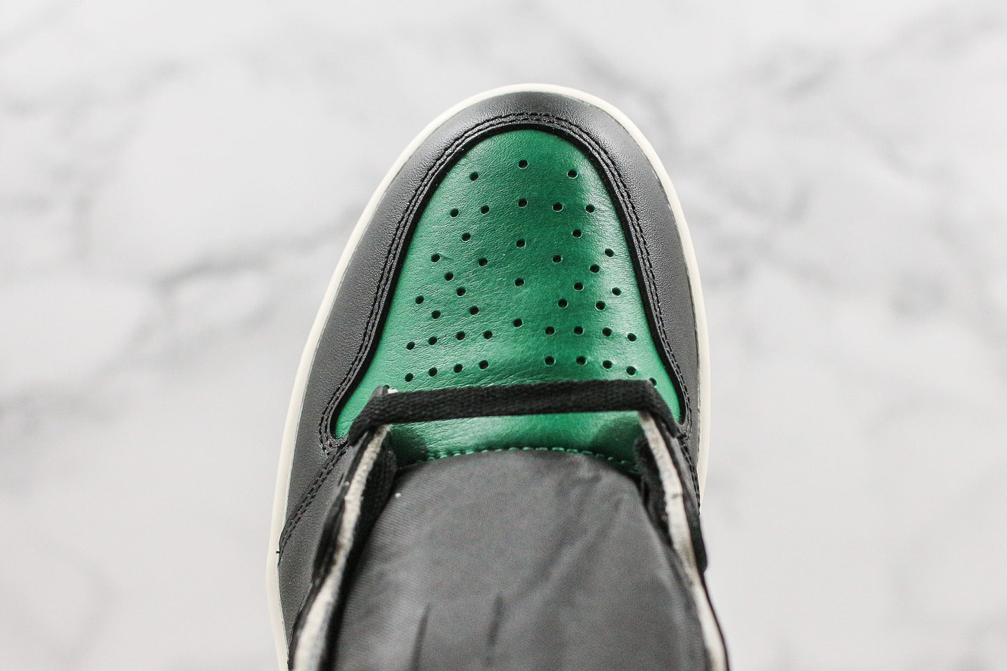 Jordan 1 Retro High Pine Green 